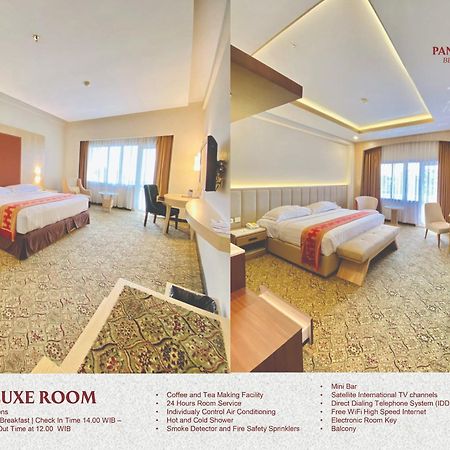 Pangeran Beach Hotel Padang  Exterior photo